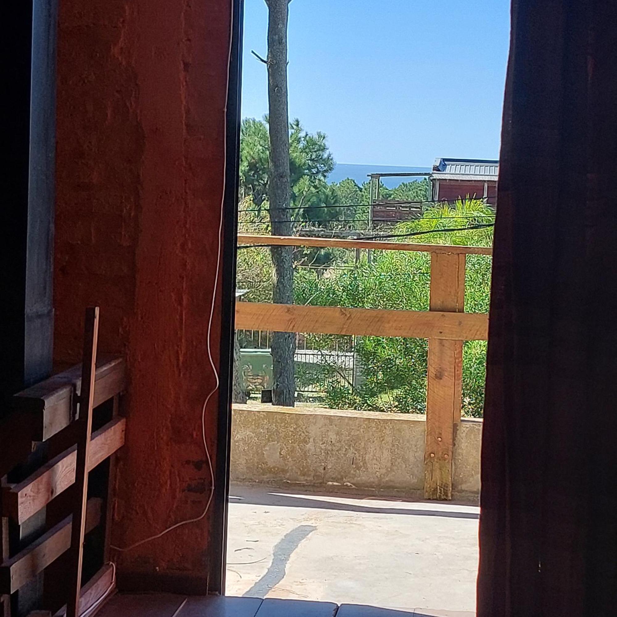 Casa Amarilla Con Jacuzzi Villa Punta Del Diablo Exterior photo