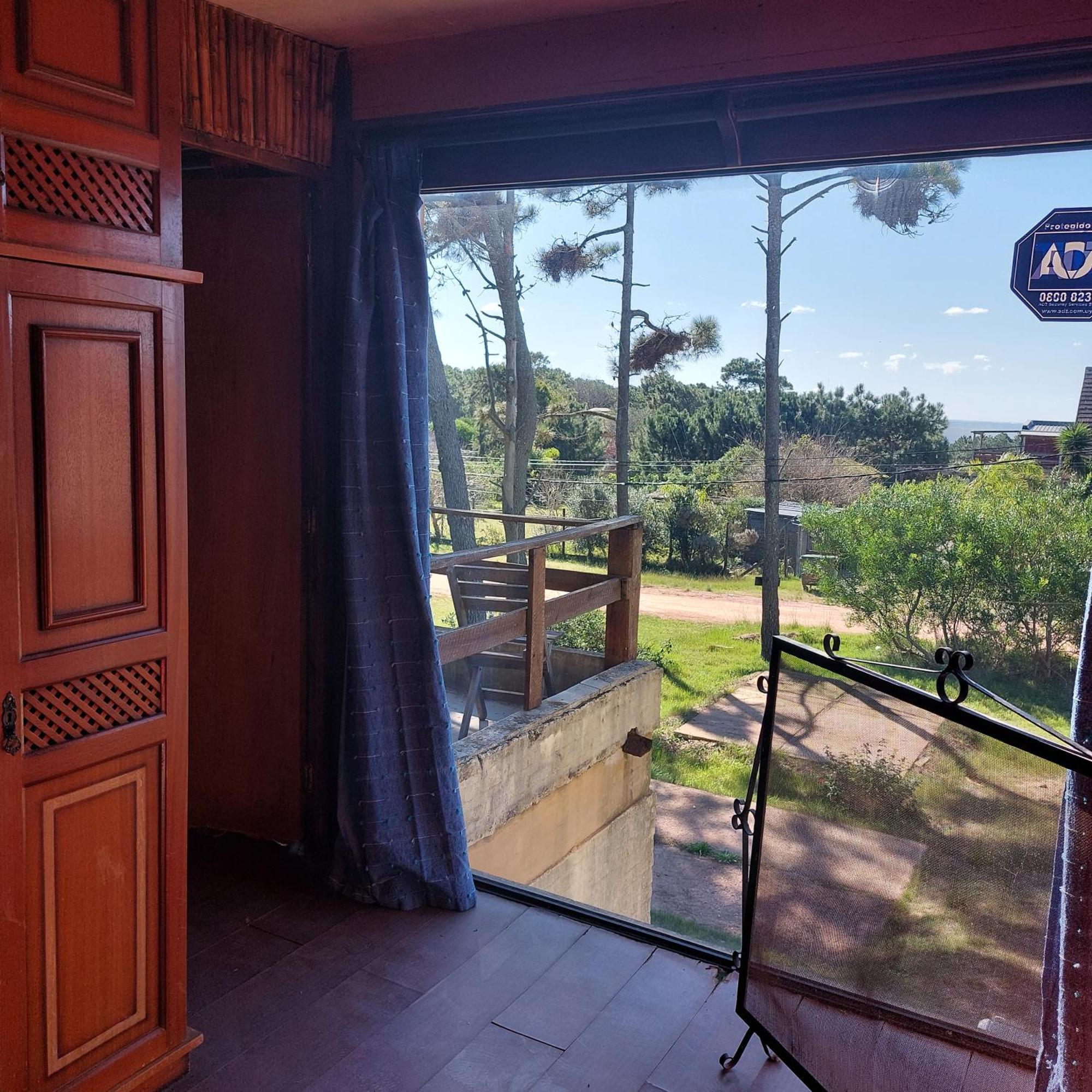 Casa Amarilla Con Jacuzzi Villa Punta Del Diablo Exterior photo